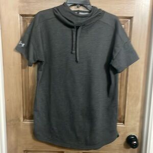 ON SALE $10 Under Armour Cold Gear Men’s L